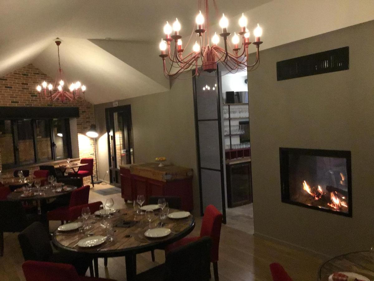 L'Aubergiste Hotel Corcelles-les-Arts Екстериор снимка