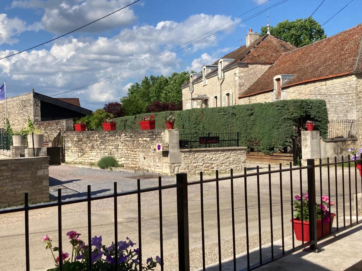 L'Aubergiste Hotel Corcelles-les-Arts Екстериор снимка